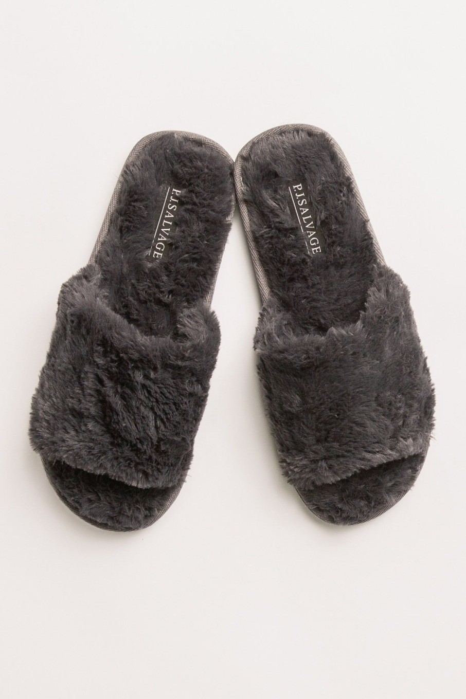 Wholesale Luxe Plush Slippers Accessories